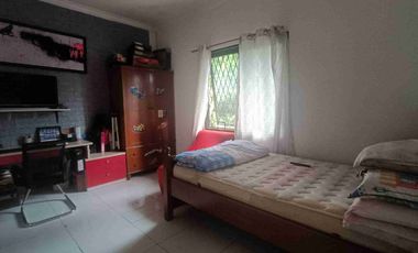 TURUN HARGA di jual cepat rumah di perumahan permata pamulang , Tangerang