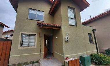 Casa En Arriendo En Machali