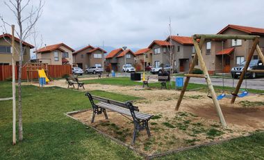 Casa En Arriendo En Machali