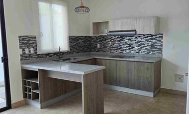 renta casa sin muebles, fraccionamiento zirandaro San Miguel de Allende