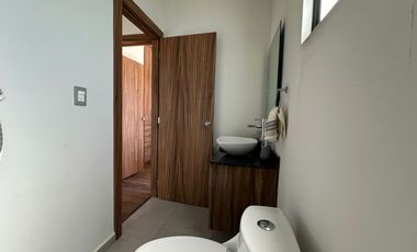 Amplia Casa de 3 Recamaras con Excelente Ubicación a 10 Mins de Plaza Explanada Pachuca.