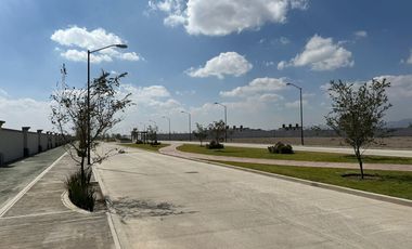 Amplia Casa de 3 Recamaras con Excelente Ubicación a 10 Mins de Plaza Explanada Pachuca.