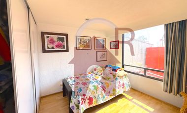 Venta Casa Duplex ene Esquina