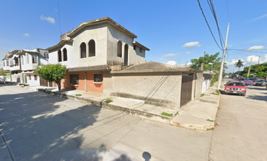 CASA EN VENTA PALMAS 4009 VERACRUZ ¡PROPIEDAD EN REMATE, YA ADJUDICADA!