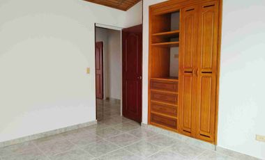 VENDO HERMOSA CASA EN EL ENCANTO EXCELENTE UBICACIÓN.