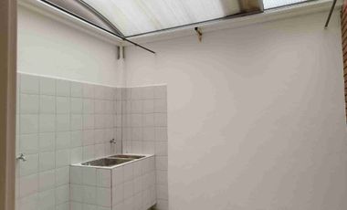 VENDO HERMOSA CASA EN EL ENCANTO EXCELENTE UBICACIÓN.