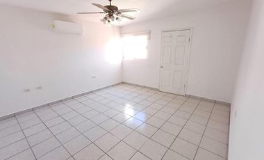 CASA EN VENTA 3 RECAMARAS, CON PANELES SOLARES EN BAHIAS