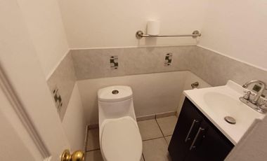 CASA EN VENTA 3 RECAMARAS, CON PANELES SOLARES EN BAHIAS
