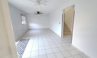 CASA EN VENTA 3 RECAMARAS, CON PANELES SOLARES EN BAHIAS