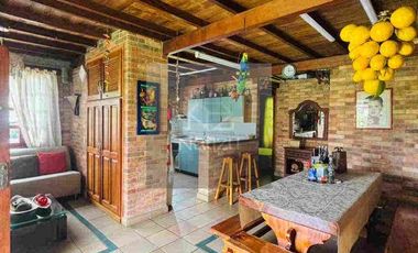 Finca en Carmen de Viboral, excelente ubicación, terreno plano