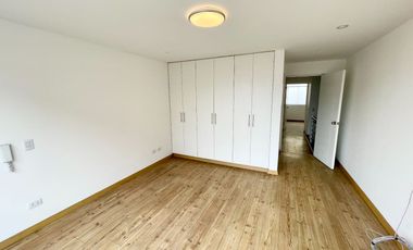 VENTA DUPLEX en la Gardenias SURCO 118 m2 3 Habitaciones 3 Baños 1 Est 1 Dep