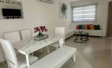 CASA AMUEBLADA FRACC AZUL MARINO