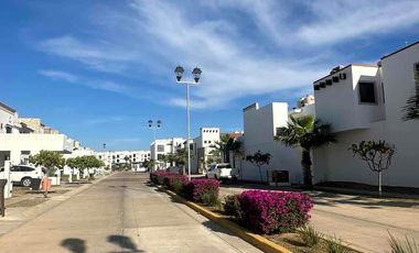 CASA AMUEBLADA FRACC AZUL MARINO