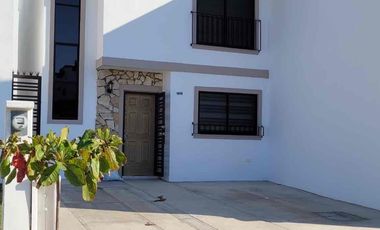 CASA AMUEBLADA FRACC AZUL MARINO