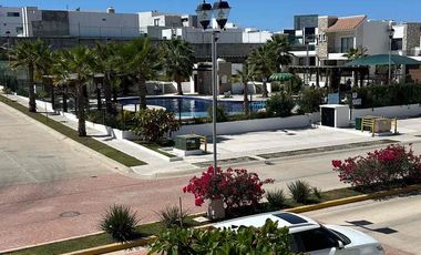 CASA AMUEBLADA FRACC AZUL MARINO