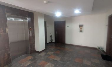 DEPARTAMENTO DE VENTA 2 DORMITORIOS DENTRO DE CONJUNTO CON SEGURIDAD EL BOSQUE QUITO