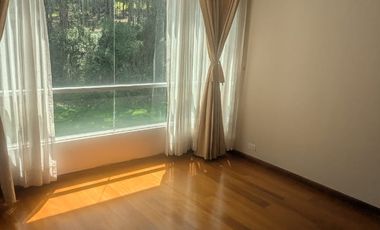 DEPARTAMENTO DE VENTA 2 DORMITORIOS DENTRO DE CONJUNTO CON SEGURIDAD EL BOSQUE QUITO