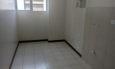 DEPARTAMENTO DE VENTA 2 DORMITORIOS DENTRO DE CONJUNTO CON SEGURIDAD EL BOSQUE QUITO