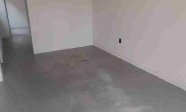 Casa de un nivel con albercas acepta crédito Infonavit se puede ampliar