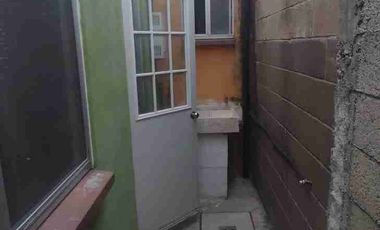 Casa de un nivel con albercas acepta crédito Infonavit se puede ampliar