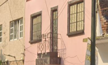 Casa en Remate Bancario en Col. Álamos María Hernández Zarco  cerca de Parque Delta.