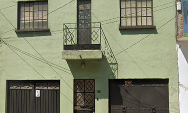 Casa en Remate Bancario en Col. Álamos María Hernández Zarco  cerca de Parque Delta.