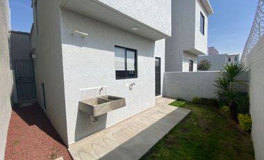 Casa en Privada con Vigilancia 24/7 a 1 hora de la CDMX.