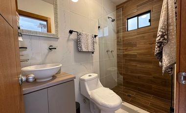 Se Vende Departamento en Planta Baja con Estacionamiento en Pachuca Sur.