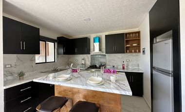 Casa Nueva de 3 Recamaras con Vestidor y Cochera a 60 mins de la CDMX.