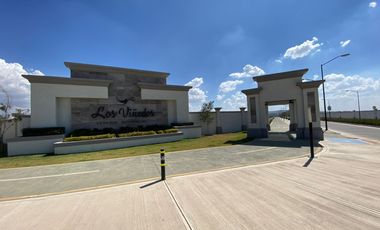 Casa Nueva de 3 Recamaras con Vestidor y Cochera a 60 mins de la CDMX.