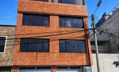 CASA RENTERA EN VENTA AJAVI (Sur de Quito)