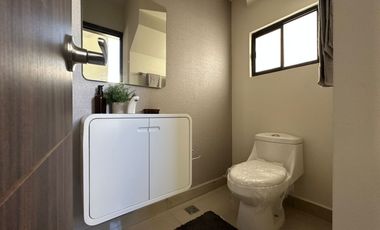 Casa Familiar con Diseño Minimalista cerca de Escuelas en Pachuca.