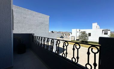 Casa Familiar con Diseño Minimalista cerca de Escuelas en Pachuca.