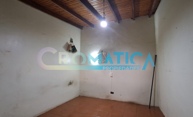 Casa en Venta ampliada y regularizada- Los Alpes