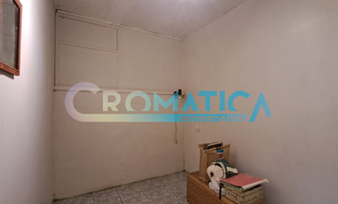 Casa en Venta ampliada y regularizada- Los Alpes