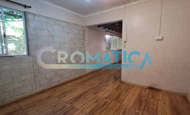 Casa en Venta ampliada y regularizada- Los Alpes