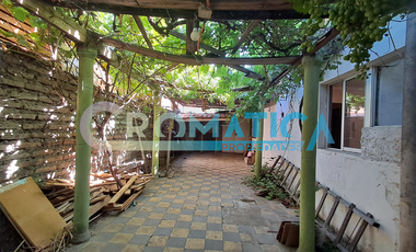 Casa en Venta ampliada y regularizada- Los Alpes