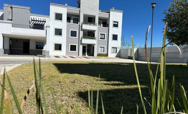 En Venta Departamento con Diseño Minimalista con Estacionamiento en Pachuca.