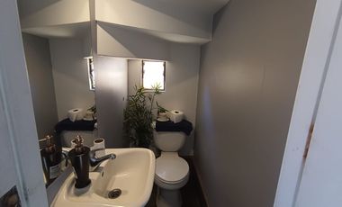 Se Vende Casa en Condominio Altos de Viña, a 5 minutos del centro de Viña