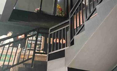 Disewakan ruko 3 lantai daerah Gresik