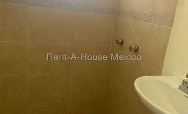 Departamento de 2 recámaras - RENTA, Real Solare