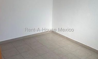 Departamento de 2 recámaras - RENTA, Real Solare