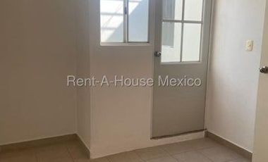 Departamento de 2 recámaras - RENTA, Real Solare