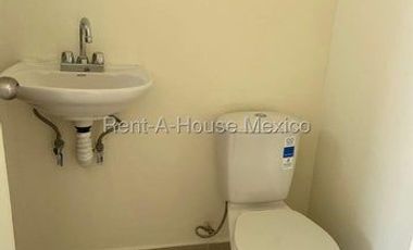 Departamento de 2 recámaras - RENTA, Real Solare