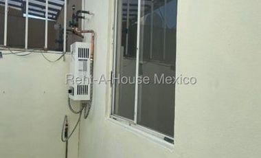 Departamento de 2 recámaras - RENTA, Real Solare