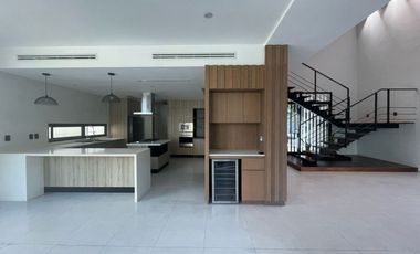 CASA EN RENTA EN BOSQUES DE BAMBU CON PANELES SOLARES PLAYA DEL CARMEN