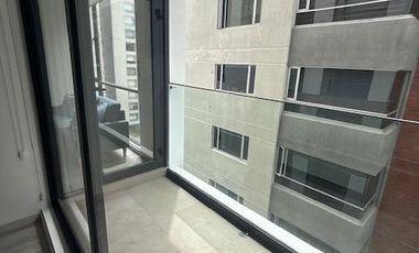 Arriendo departamento amoblado con balcon sector Republica del Salvador