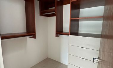 RENTA VILLA TIPO TOWNHOUSE EN CHOLUL. totalmente nueva.