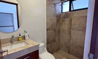 RENTA VILLA TIPO TOWNHOUSE EN CHOLUL. totalmente nueva.