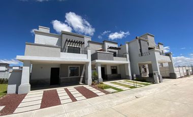 Casa de 3 Recámaras a 30 Mins del AIFA | Construcción Tradicional | Privada